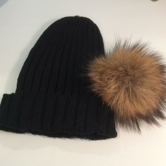 Black Knit Beanie with Removable Pom Pom - Picture 4 of 4